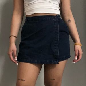 JACOB y2k/vintage blue denim jean skort (size 8)